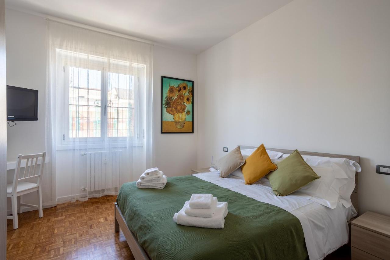 Milano City Apartments - Parking And Comfort - Spacious Apt Up To 8 Pax エクステリア 写真