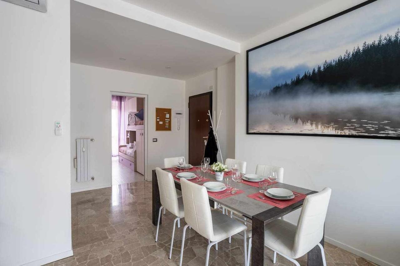 Milano City Apartments - Parking And Comfort - Spacious Apt Up To 8 Pax エクステリア 写真