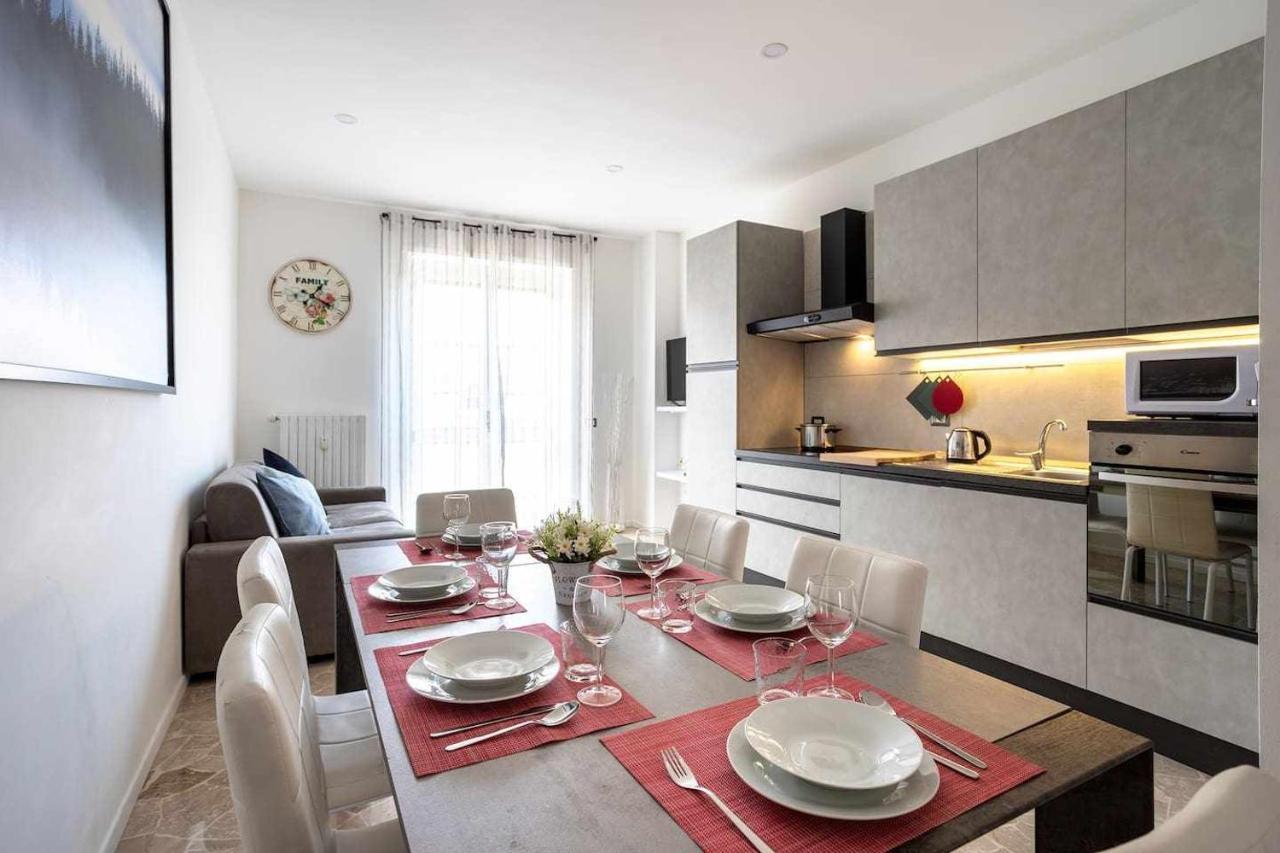 Milano City Apartments - Parking And Comfort - Spacious Apt Up To 8 Pax エクステリア 写真
